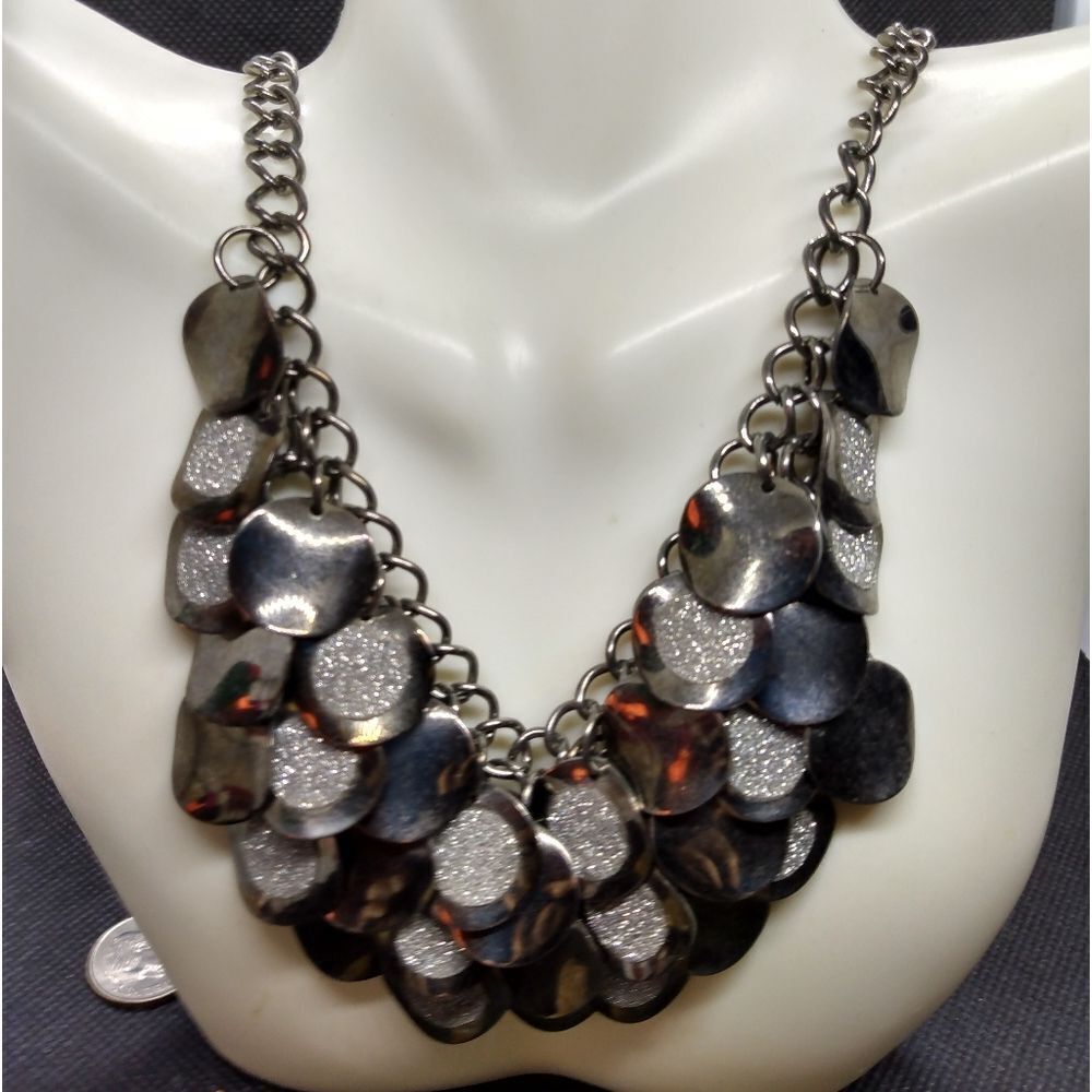 Dark waters sparkle jingle gypsy necklace‎